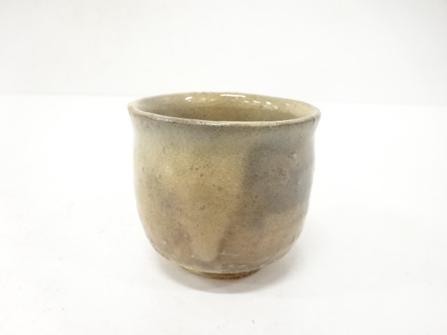 作家物　萩焼　ぐい呑(保護箱付)