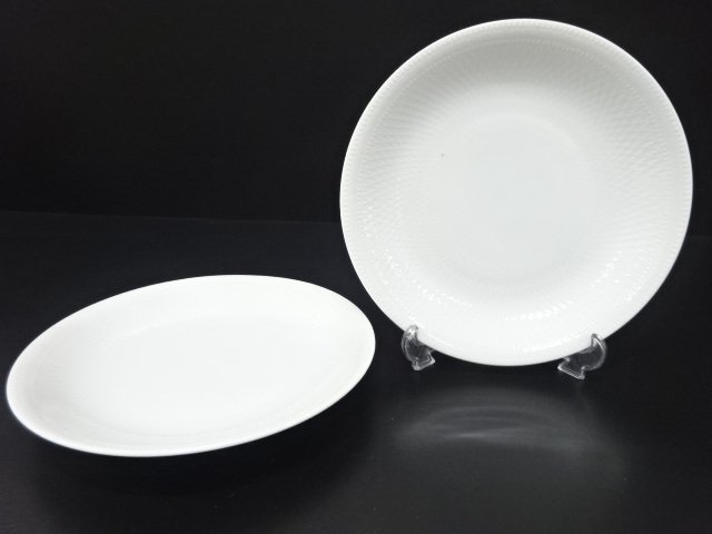ROYAL COPENHAGEN　ロイヤルコペンハーゲン　ホワイトパルメッテ　プレートペア(26センチ)　洋食器