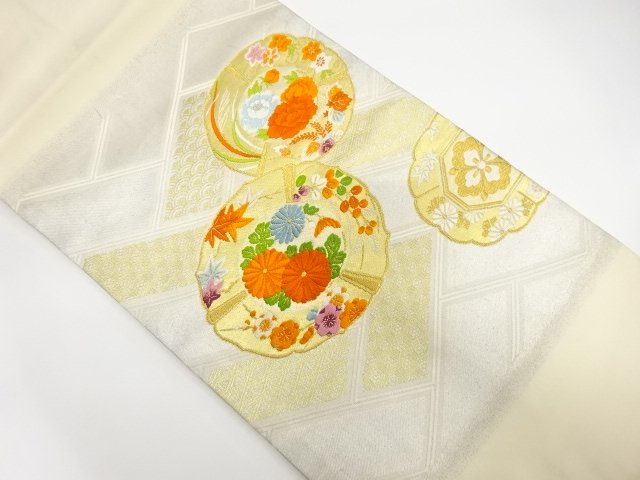 JAPANESE KIMONO / PICTURE PLATE / FLOWER PATTERN WOVEN A CLASSIC PATTE