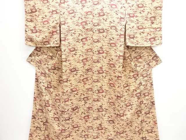 未使用品　観世水に菊模様小紋着物
