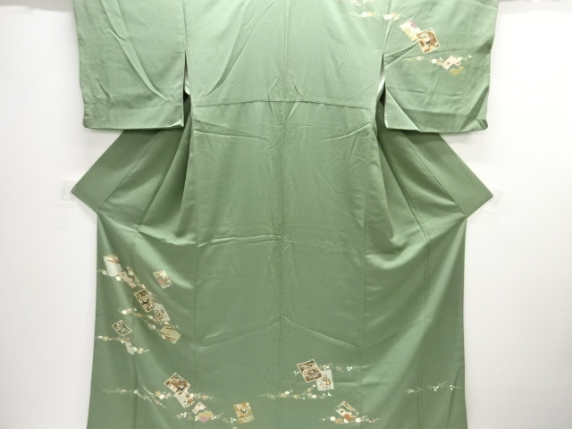 色紙に宝尽くし模様刺繍訪問着
