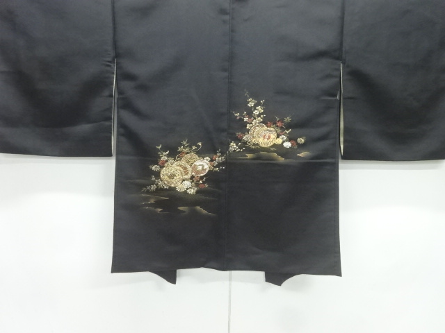 漆鼓に草花模様織り出し絵羽織