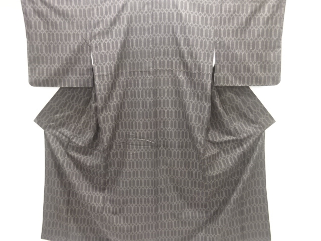 JAPANESE KIMONO / YUKI TSUMUGI / WOVEN KIKKO PATTERN
