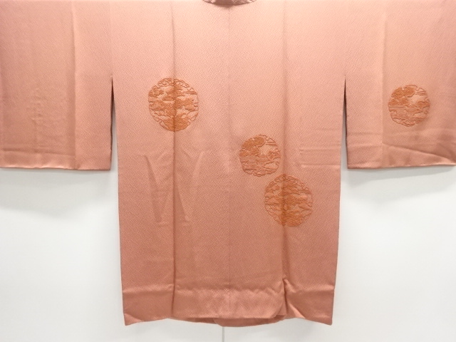 未使用品　相良刺繍　雪輪に寺院・松模様ロング絵羽道行コート