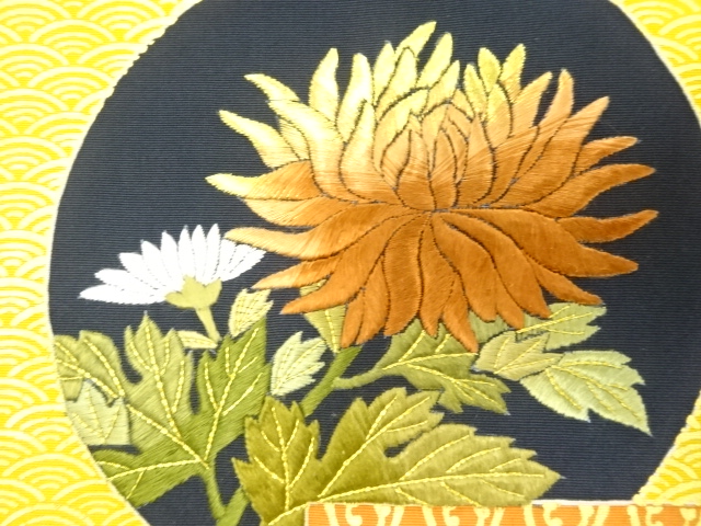 アンティーク　塩瀬菊に笹模様刺繍名古屋帯