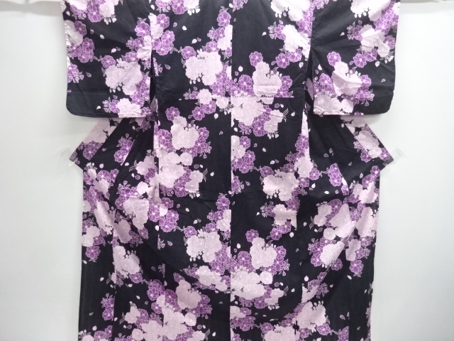 JAPANESE KIMONO / YUKATA / SAKURA