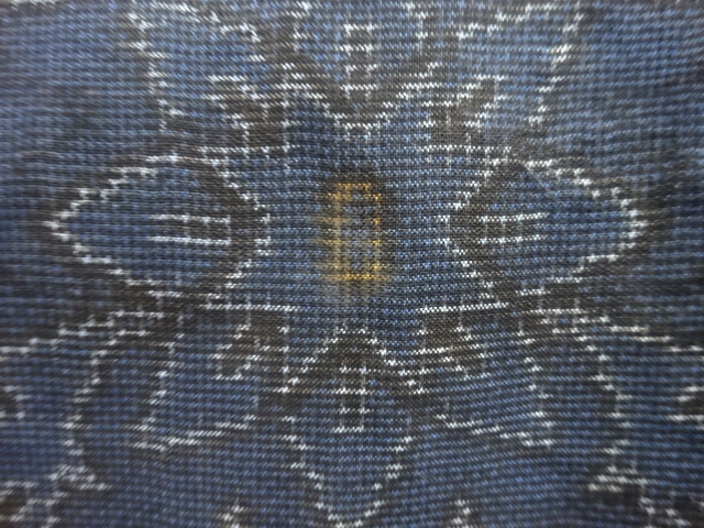 JAPANESE KIMONO / ANTIQUE KIMONO / SILK / DORO OSHIMA TSUMUGI / WOVEN FLORAL SARASA