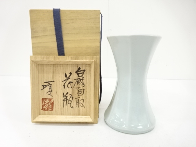 瀧田項一造　白磁　面取花瓶