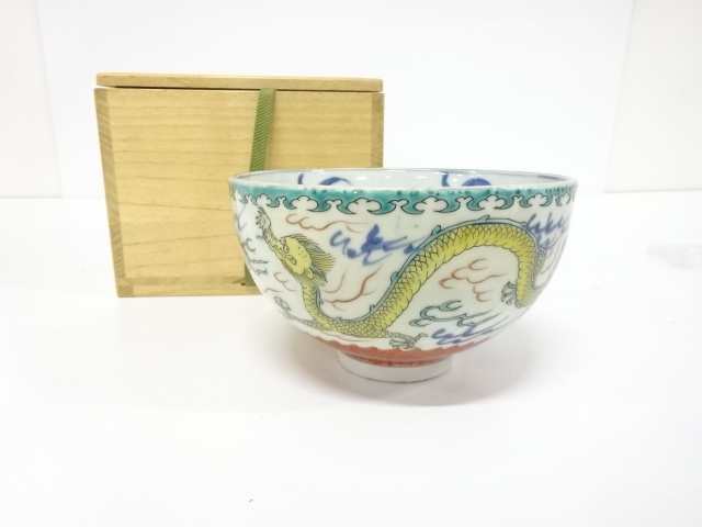 Ko-Imari, underglaze blue and white, dragon design, bowl