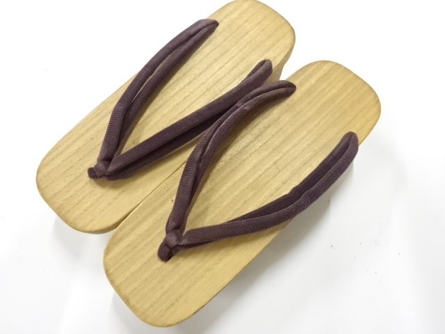 JAPANESE KIMONO / PAULOWNIA GETA (23CM)
