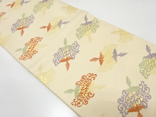 尾長鳥に唐草模様織り出し　開き名古屋帯（額縁仕立て）