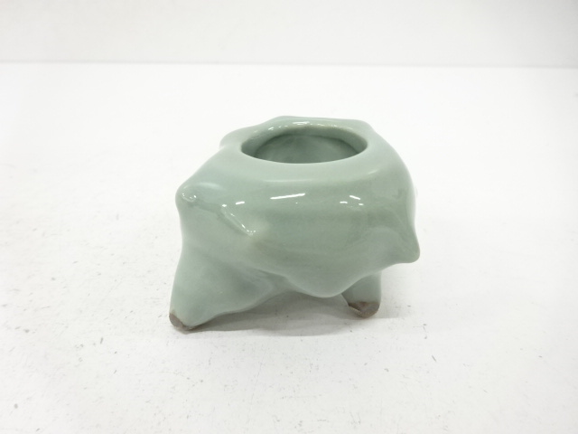 青磁　サザエ　蓋置