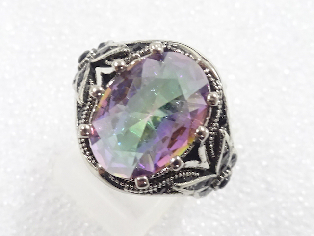 JAPANESE KIMONO / ANTIQUE COLORED STONE RING (SIZE 16.5)
