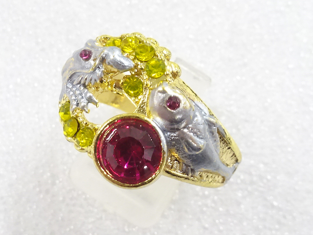 JAPANESE KIMONO / ANTIQUE COLORED STONE RING (SIZE 28)