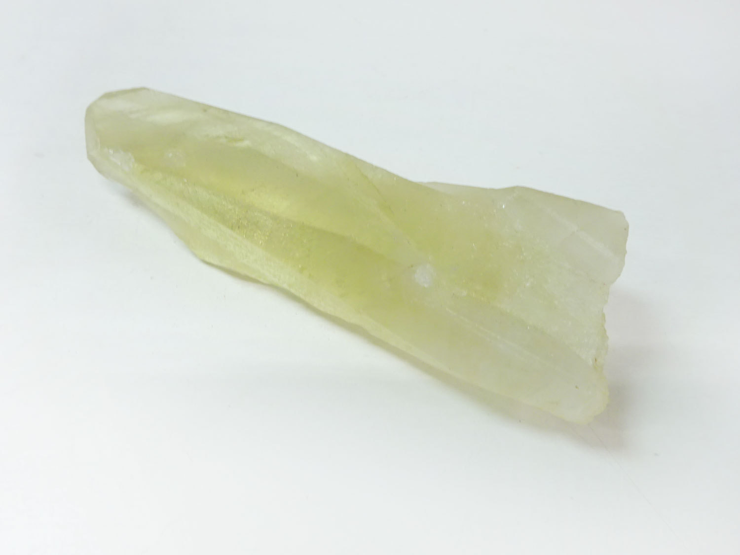 JAPANESE ORNAMENT / NATURAL CRYSTAL & MINERAL (96.98g) / HEALING CRYSTAL 