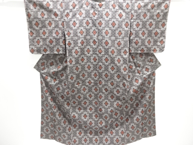 JAPANESE KIMONO / OSHIMA TSUMUGI / WOVEN FLOWER RHOMBUS