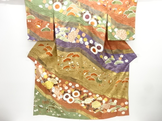 JAPANESE KIMONO / HOMONGI / EMBROIDERY / FLORAL PLANTS