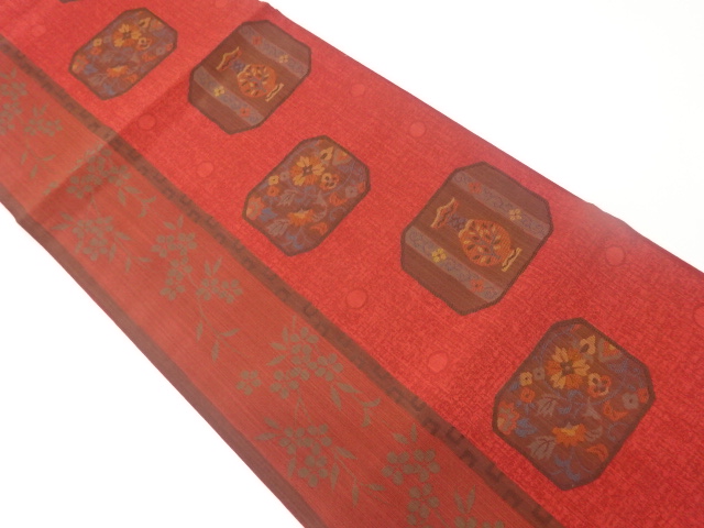 八角形に花唐草・花瓶模様織出し洒落袋帯