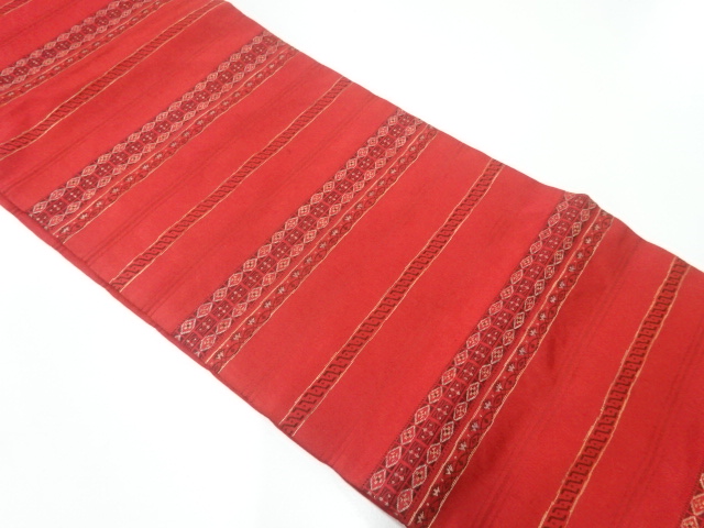 横段に花菱模様織出し開き名古屋帯（額縁仕立て）