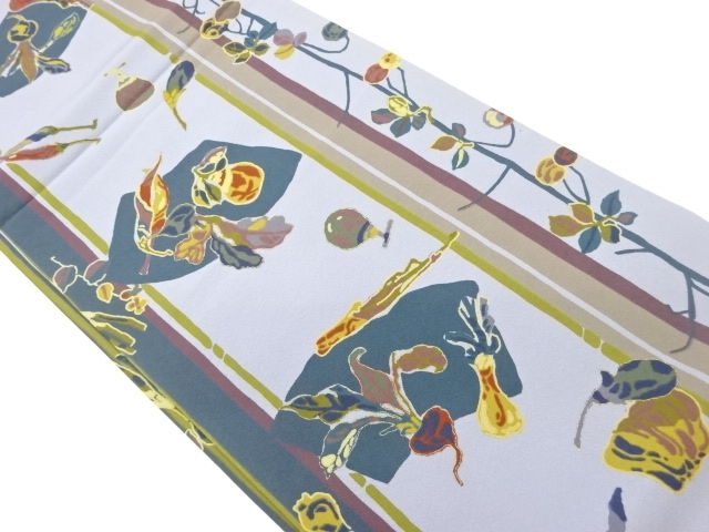 塩瀬金彩地紙に野菜模様開き名古屋帯（額縁仕立て）