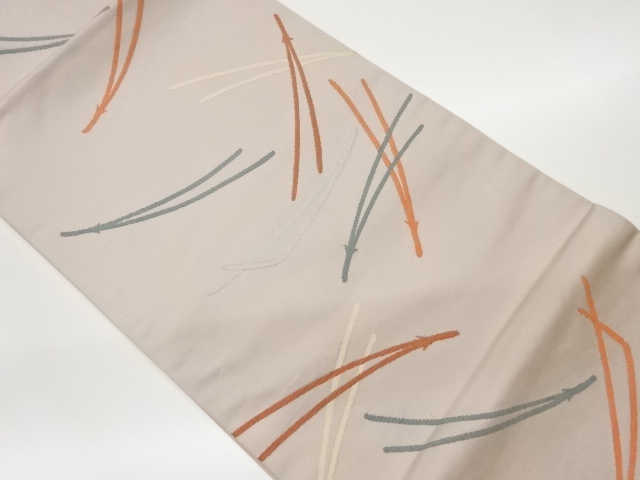 松葉模様織出し開き名古屋帯（額縁仕立て）