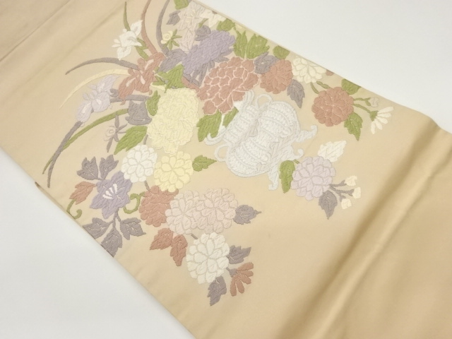 唐織花瓶に花々模様織出し名古屋帯