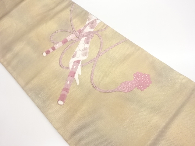 引箔横笛に組紐模様刺繍袋帯