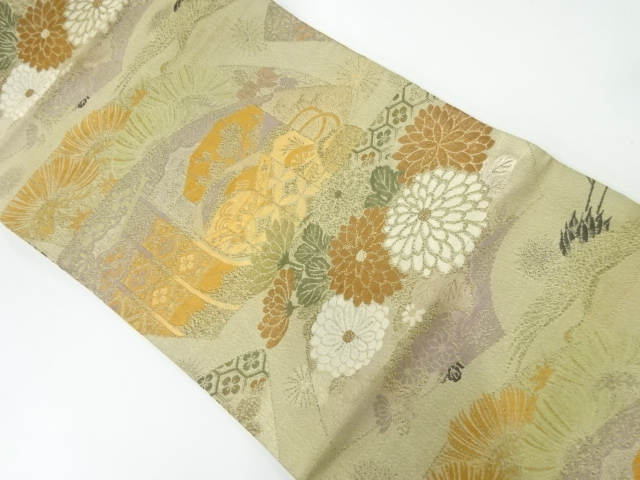 JAPANESE KIMONO / ANTIQUE MARU OBI / WOVEN PINE & CRANE WITH KIKU