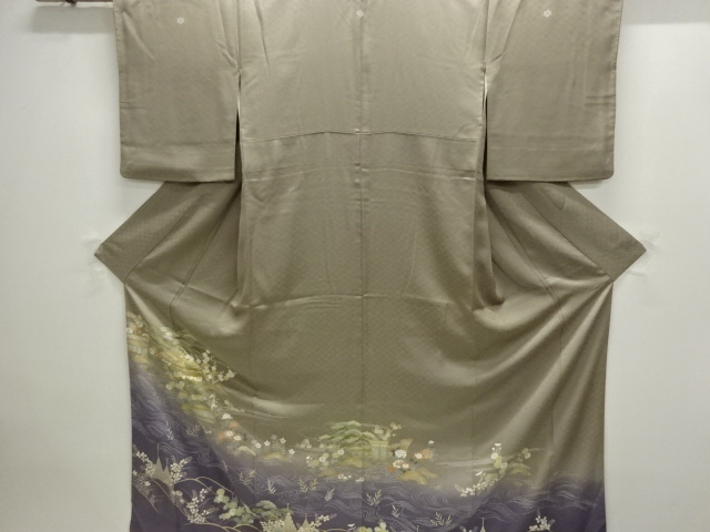 SALE!! 家屋に松竹梅模様刺繍三ツ紋色留袖