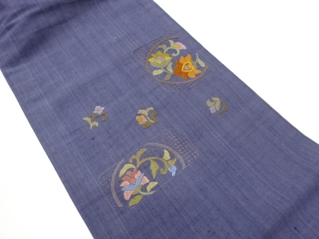 手織り紬汕頭刺繍変わり色紙に花唐草模様名古屋帯