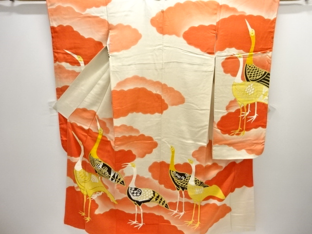 大正ロマン　鶴模様刺繍一つ紋振袖