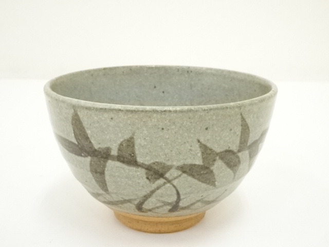 作家物　鉄絵茶碗